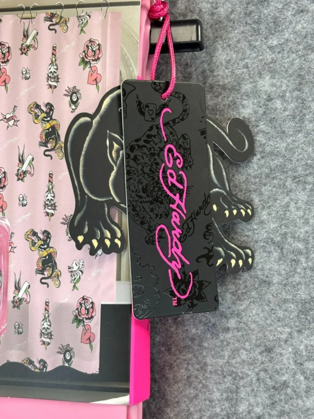 Ed Hardy Shower Curtain Set w 14 Piece w Hooks & Liner Pink Hearts Panther Snake